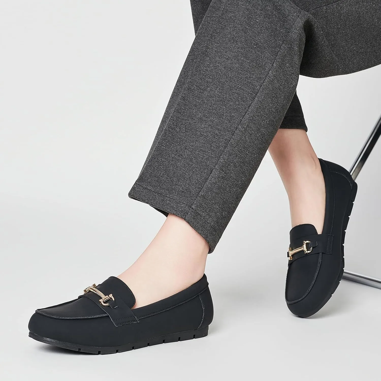 Genuine Leather Loafers for Women Driving Moccasins Business Casual Work Shoes Comfortable & Lightweight Womens Dress Flats Slip On Shoes
