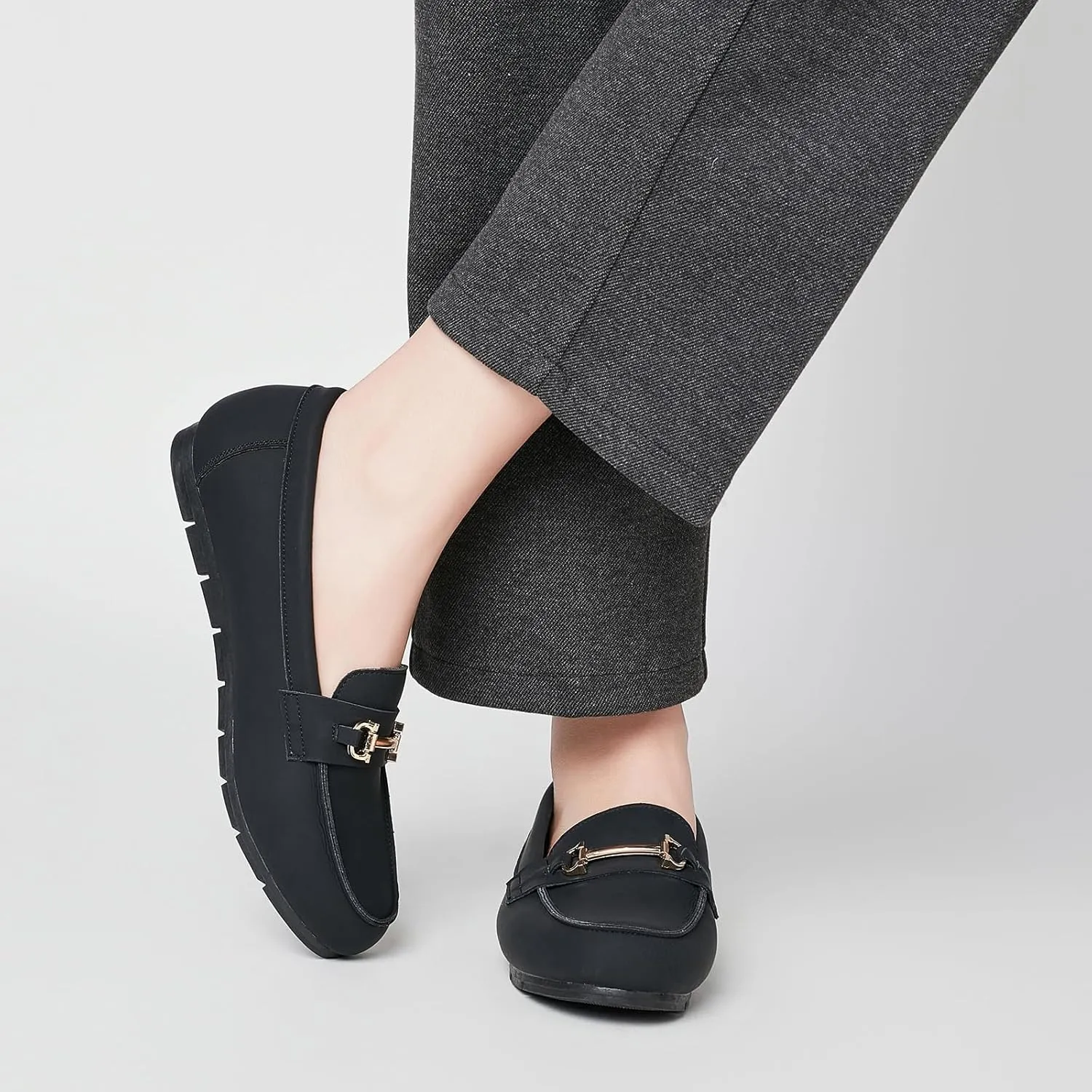 Genuine Leather Loafers for Women Driving Moccasins Business Casual Work Shoes Comfortable & Lightweight Womens Dress Flats Slip On Shoes