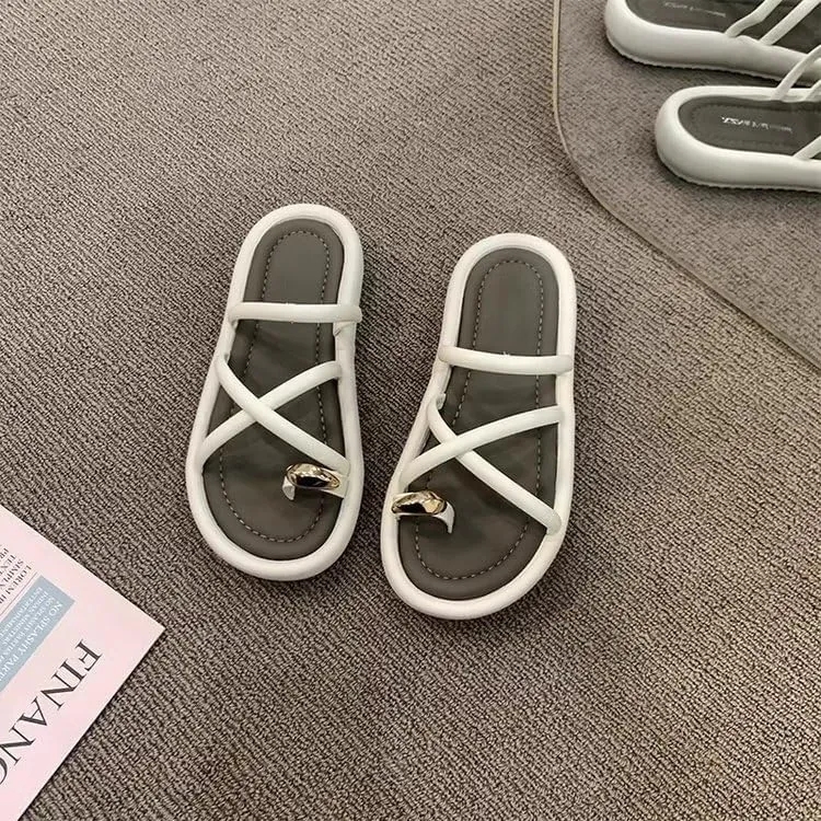 Popular Internet celebrities versatile beach wear 2025 summer new cool slippers light fashion Roman sandals slippers