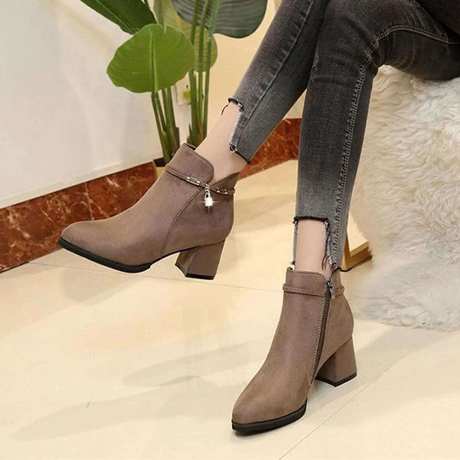 Shoes for Woman Large Size Fringe Back Zipper Short Boots Anti Slip Chunky Heel Snow Boots Classic Outdoor Boots