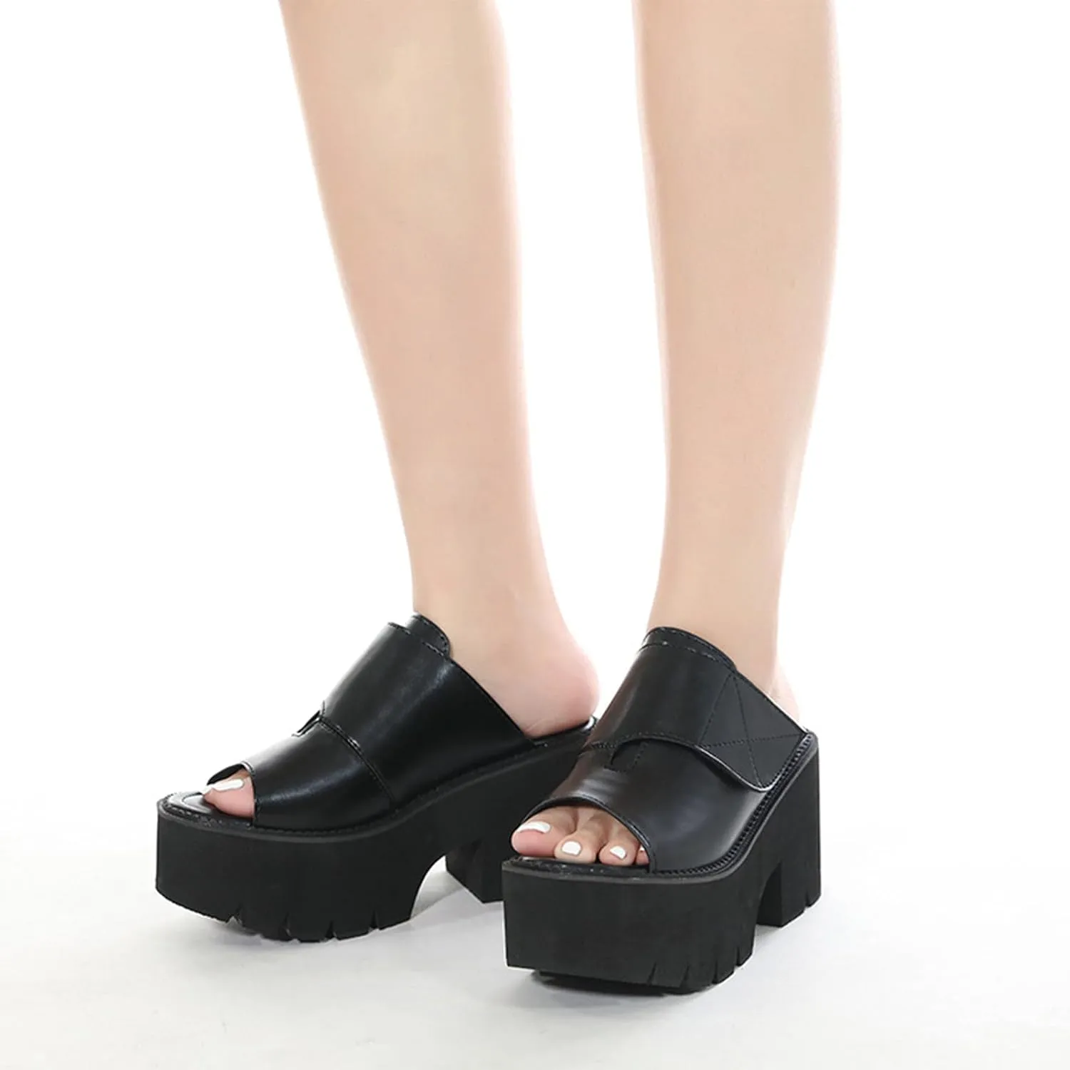 Women's Leather Platform Block Heel Slip On Sandals Round Open Toe Lug Sole Chunky Heel Fashion Slides Sandals for Party Evening Dating Slippers