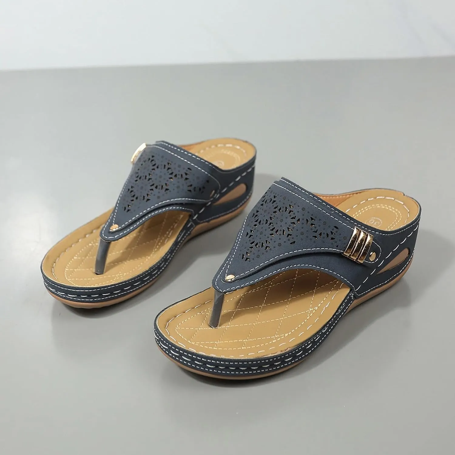 Women's Summer New Clip-toe Beach Sandals Flower Hollow-out Wedges Fashion Casual Slippers Comfort Sandal 2025